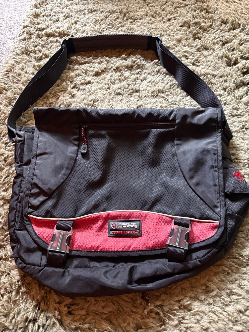 Timberland Black Insulated Messenger Bag with Red Accent